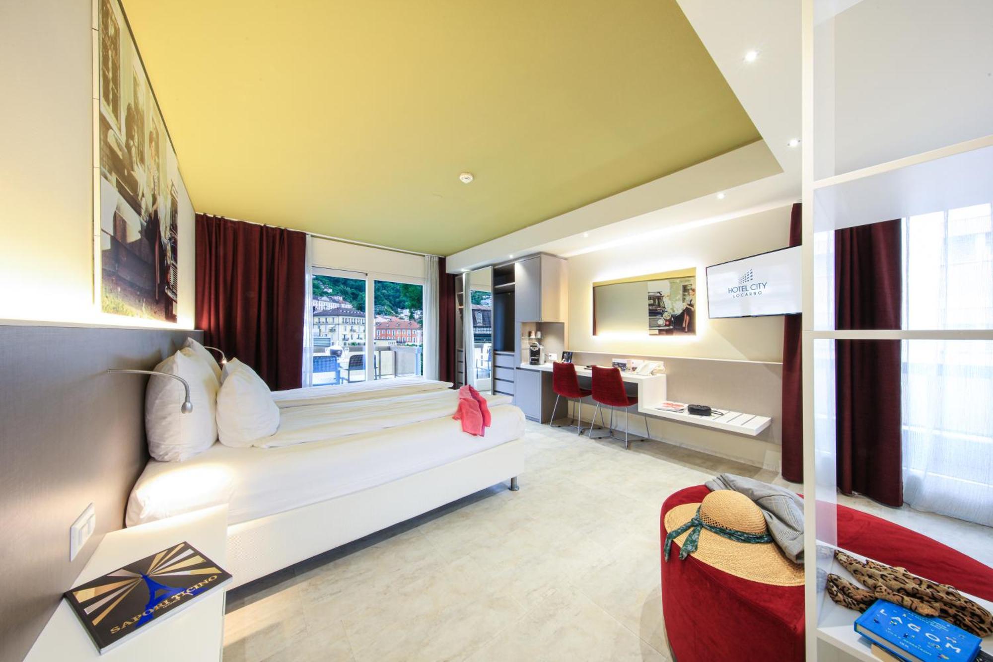 Hotel City Locarno Bagian luar foto