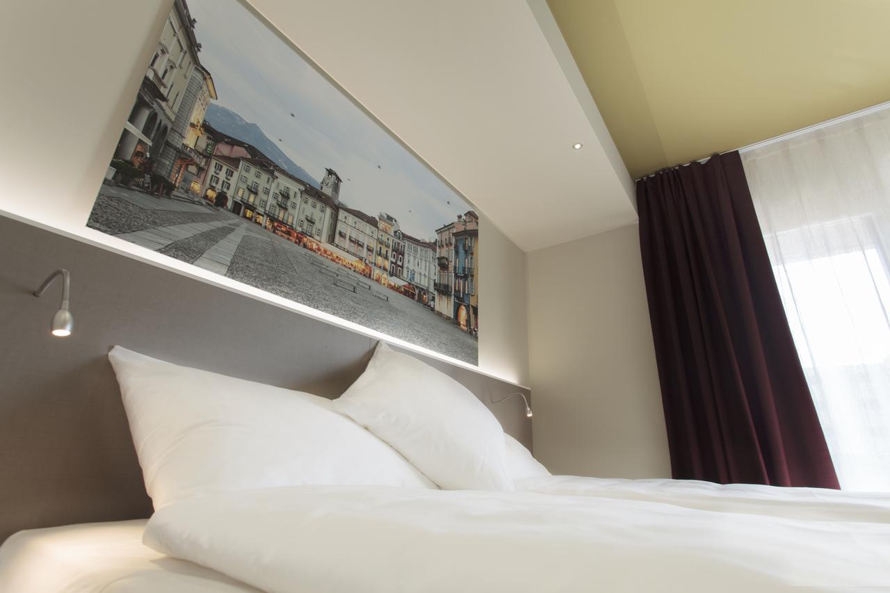 Hotel City Locarno Bagian luar foto