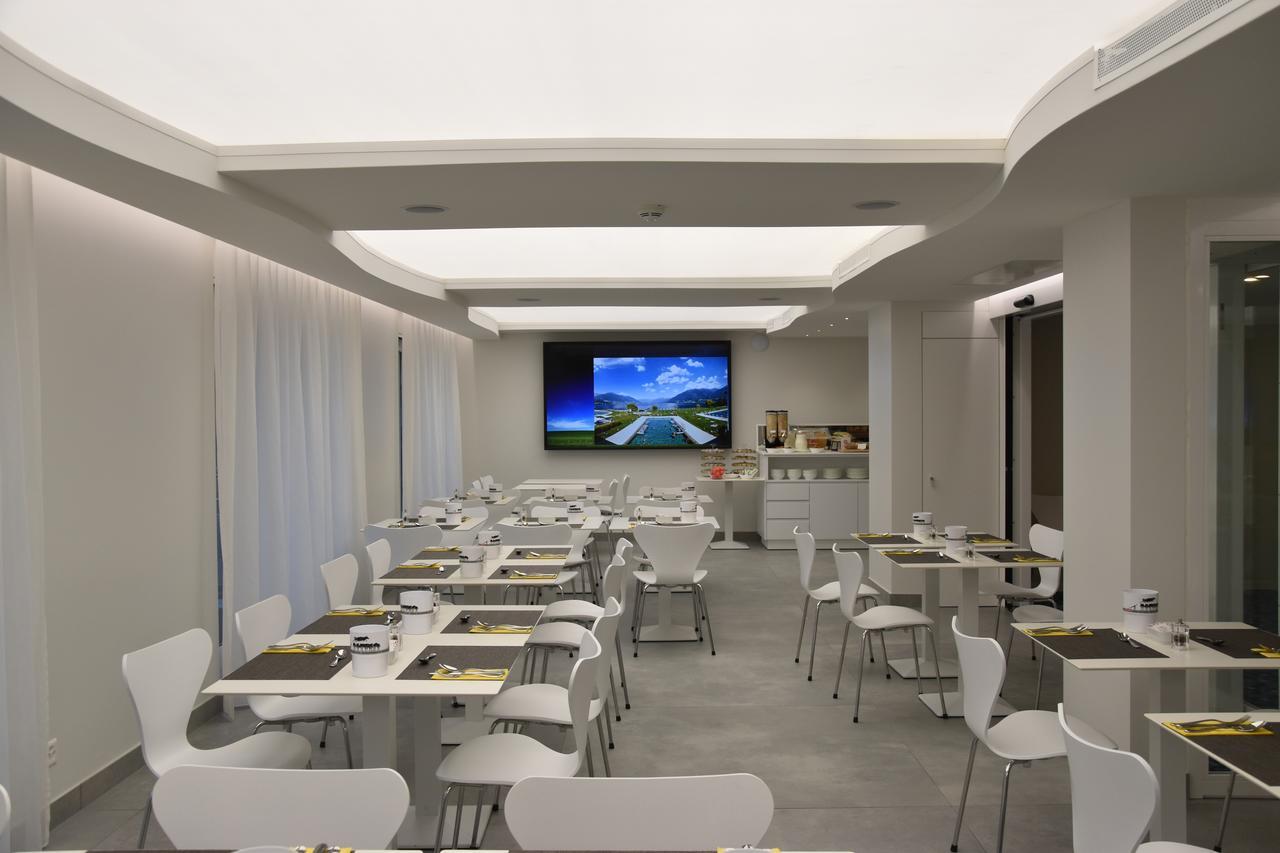 Hotel City Locarno Bagian luar foto