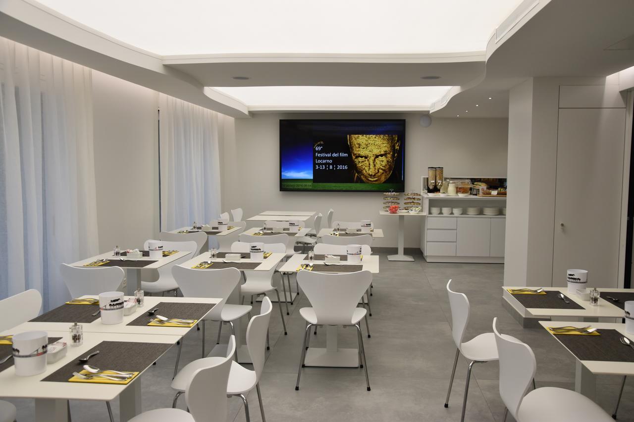 Hotel City Locarno Bagian luar foto