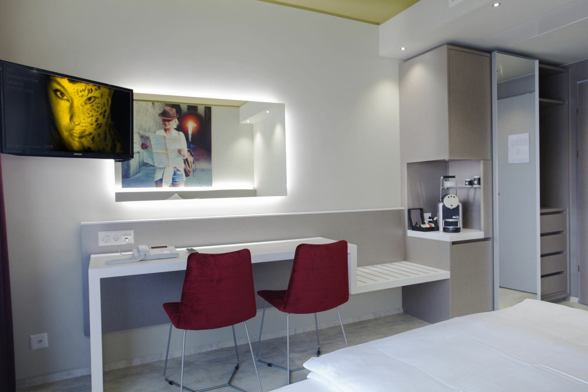 Hotel City Locarno Bagian luar foto