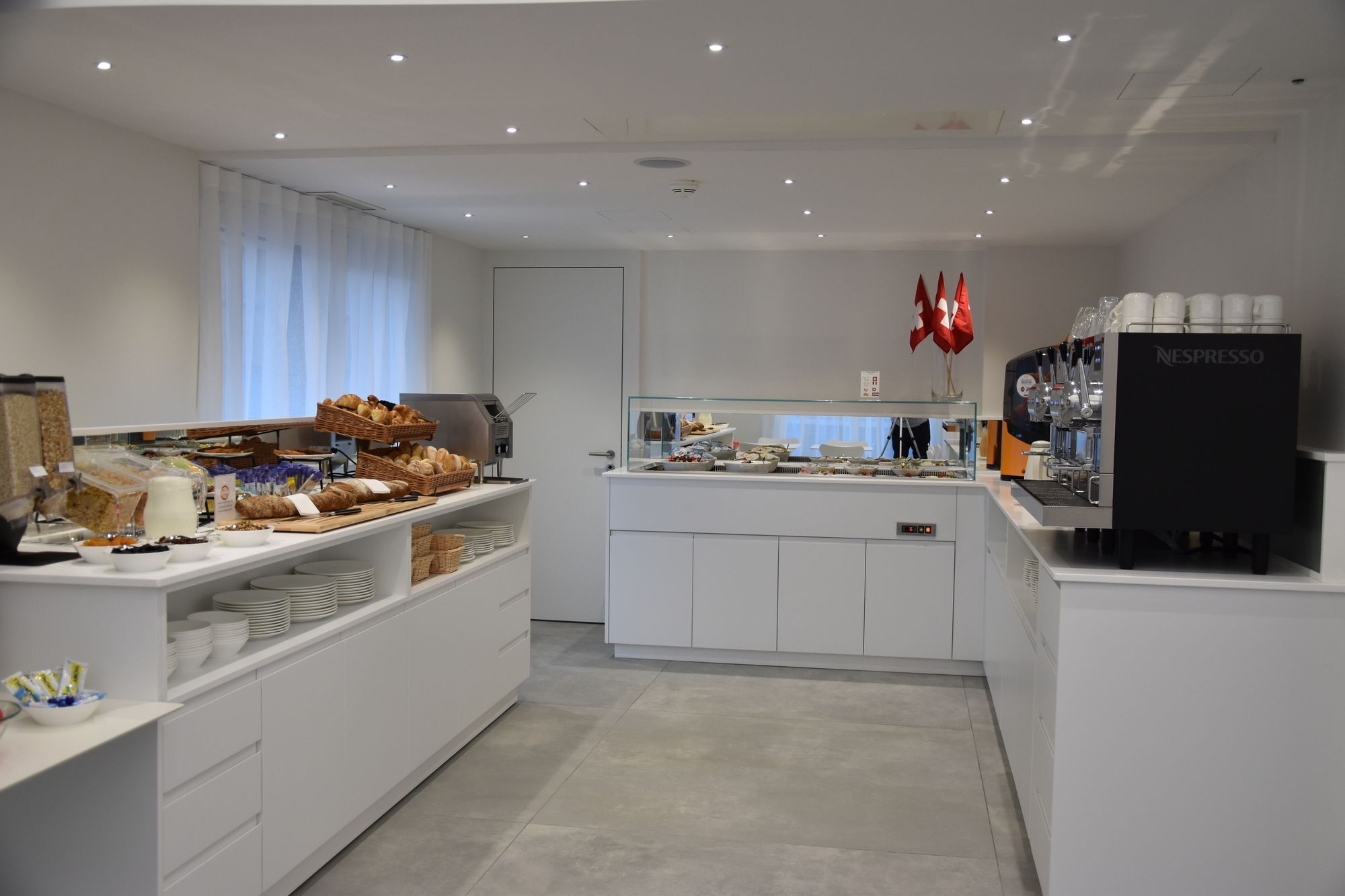 Hotel City Locarno Bagian luar foto